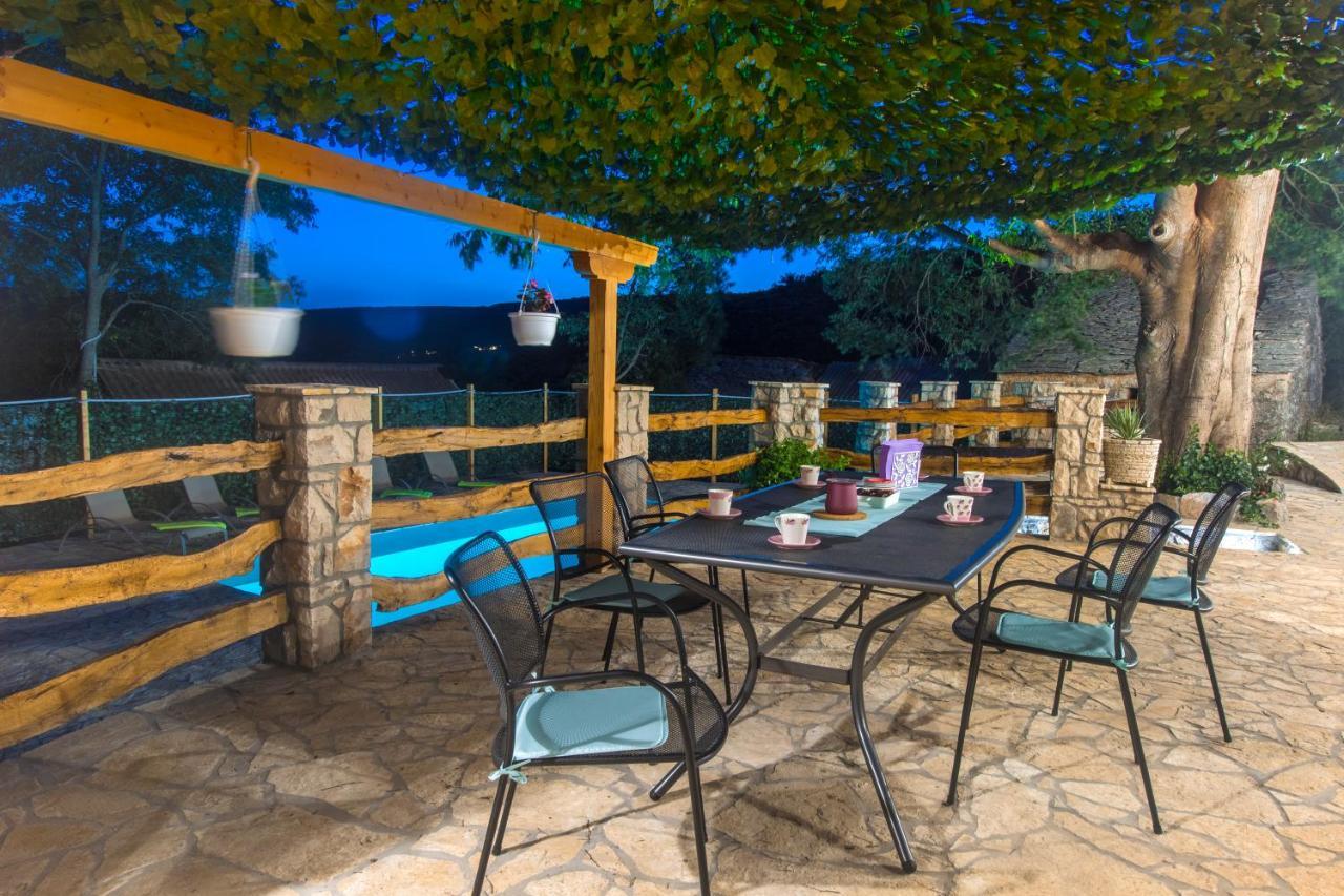 Luxury House Ivan With 4 Bedrooms Divojevici Екстер'єр фото