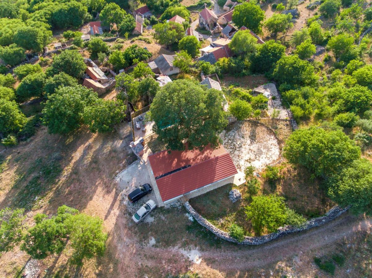 Luxury House Ivan With 4 Bedrooms Divojevici Екстер'єр фото