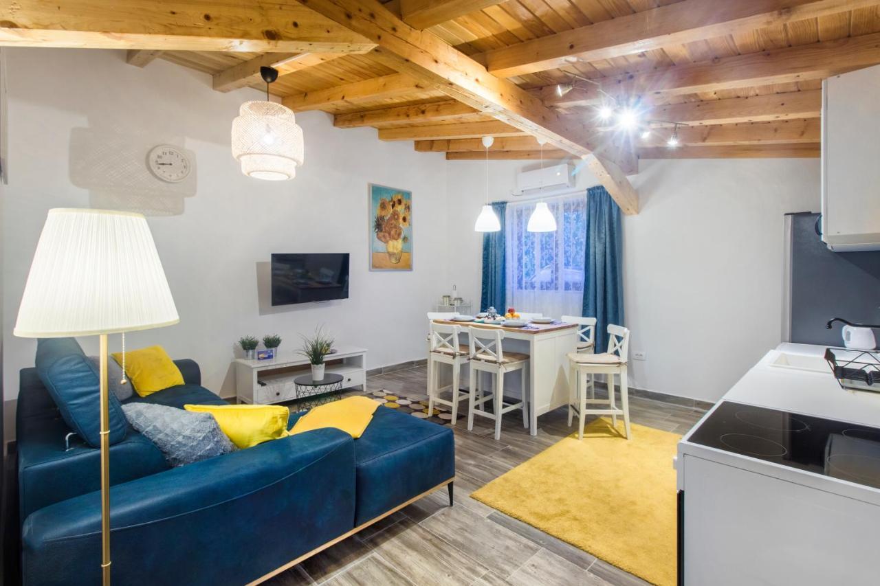 Luxury House Ivan With 4 Bedrooms Divojevici Екстер'єр фото