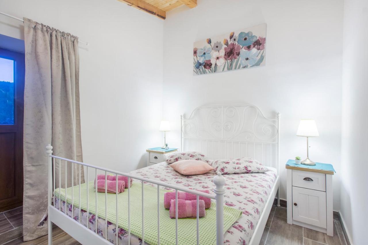 Luxury House Ivan With 4 Bedrooms Divojevici Екстер'єр фото