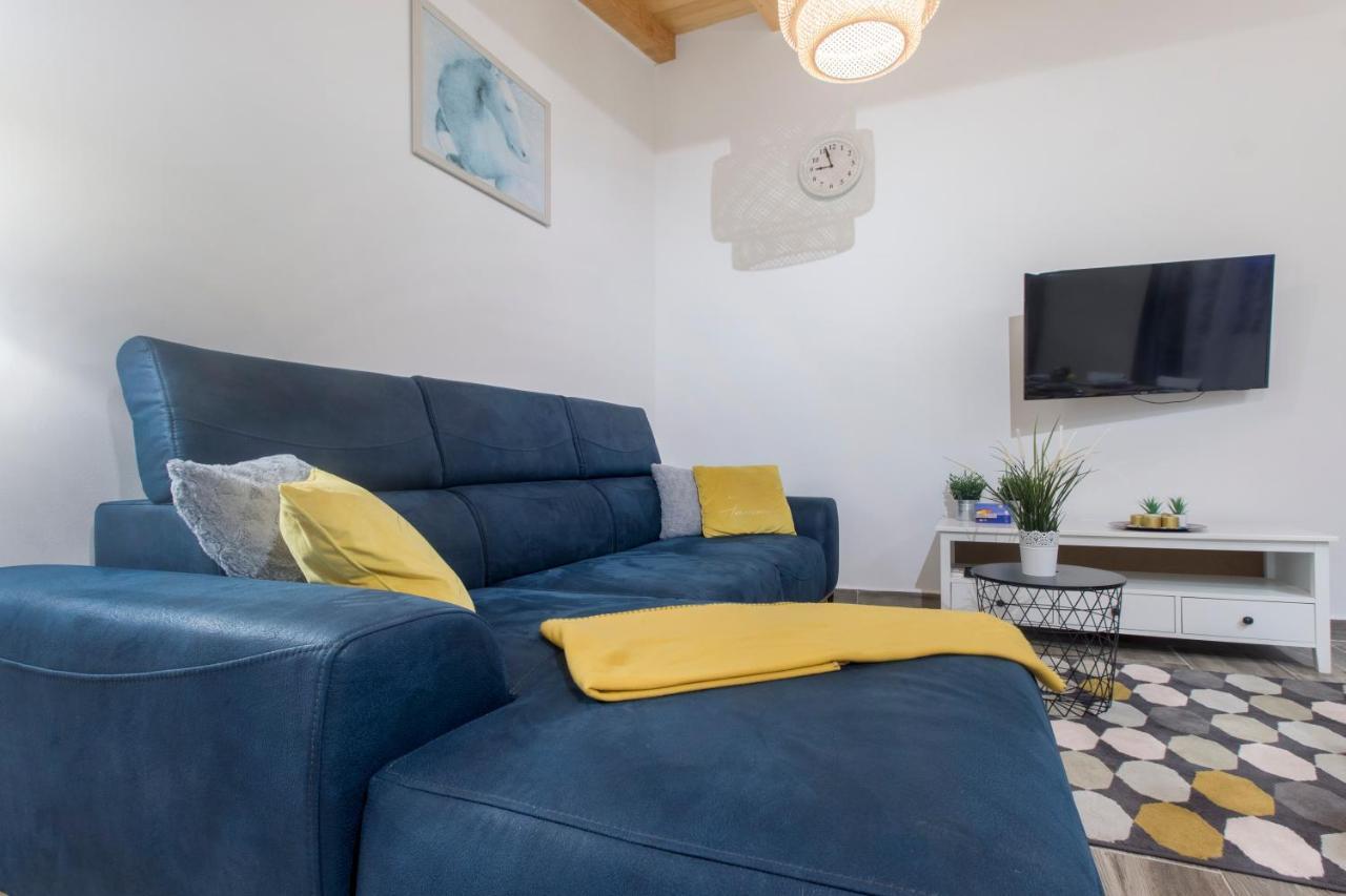 Luxury House Ivan With 4 Bedrooms Divojevici Екстер'єр фото