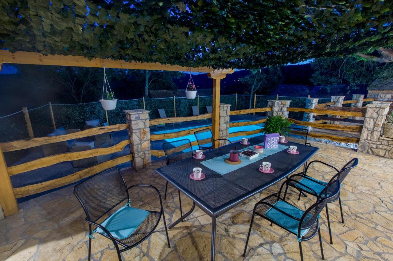 Luxury House Ivan With 4 Bedrooms Divojevici Екстер'єр фото