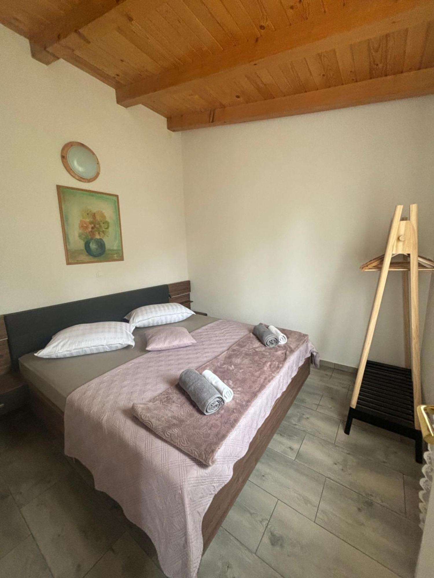 Luxury House Ivan With 4 Bedrooms Divojevici Екстер'єр фото