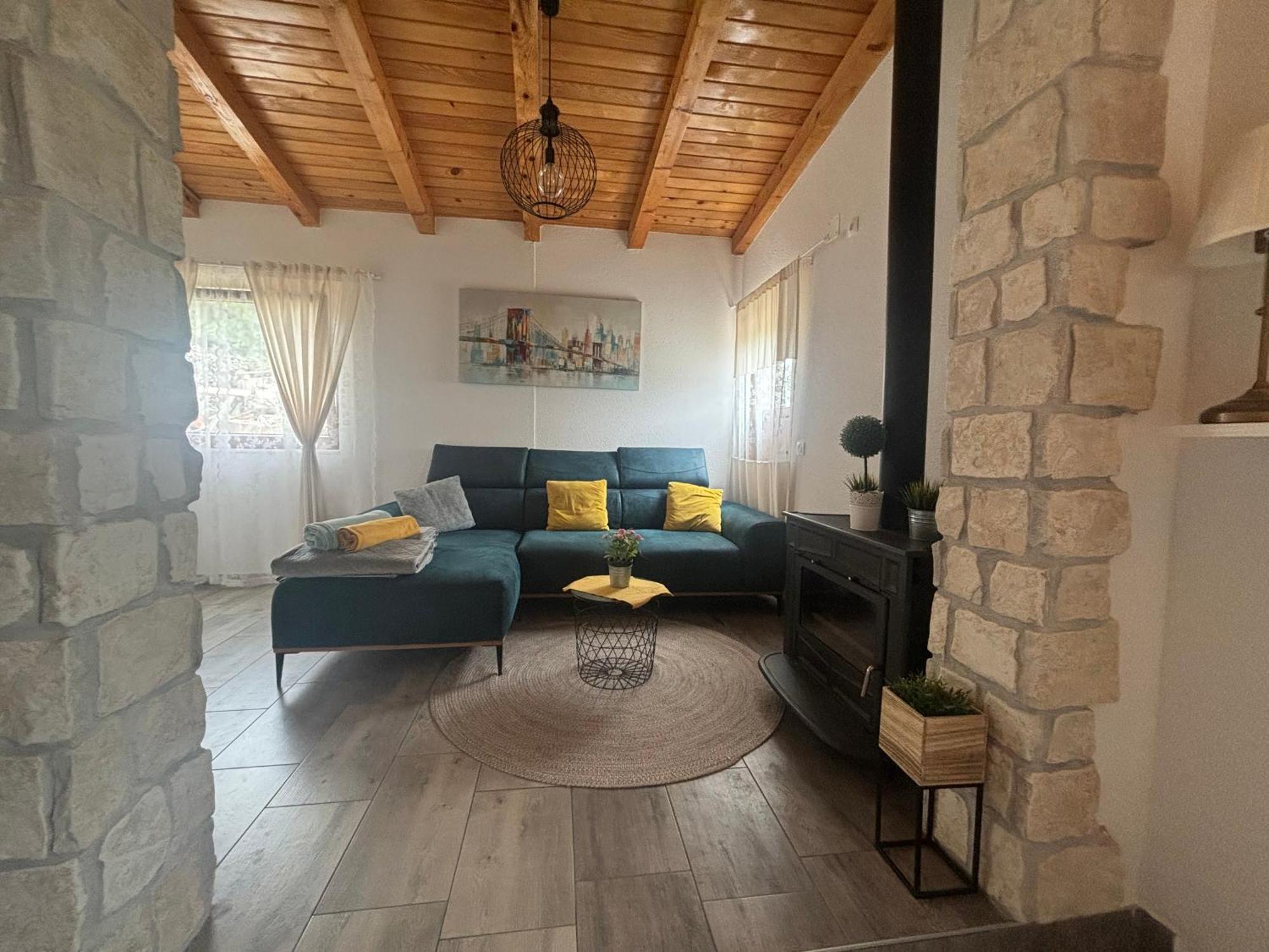 Luxury House Ivan With 4 Bedrooms Divojevici Екстер'єр фото